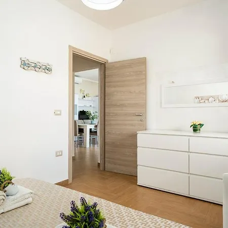 Beach Villa 300Mt From The Sea Ac Bbq Jacuzzi * Agrustos